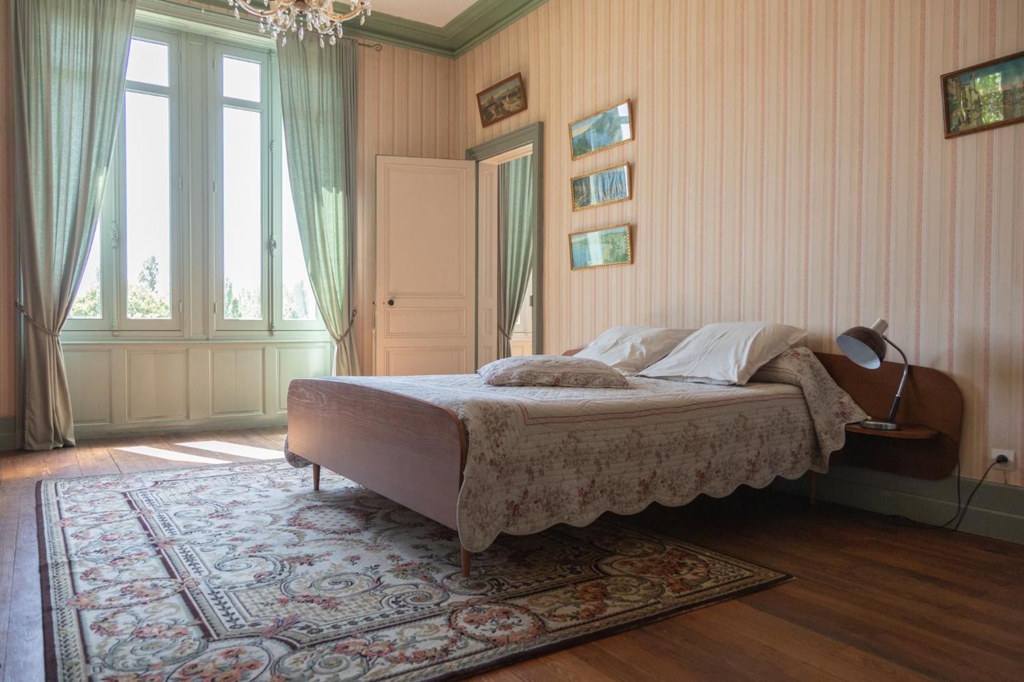 Le Domaine Du Meunier Hotel Mortagne-sur-Gironde Екстериор снимка